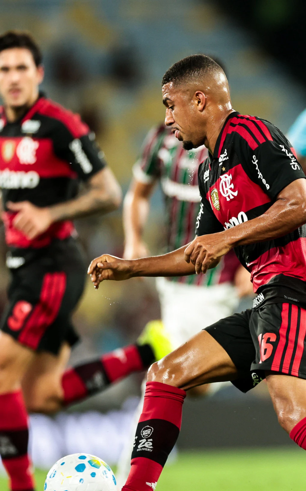 Samuel Lino dá duas assistências e supera números de 2025 pelo Flamengo | Flamengo | O Dia