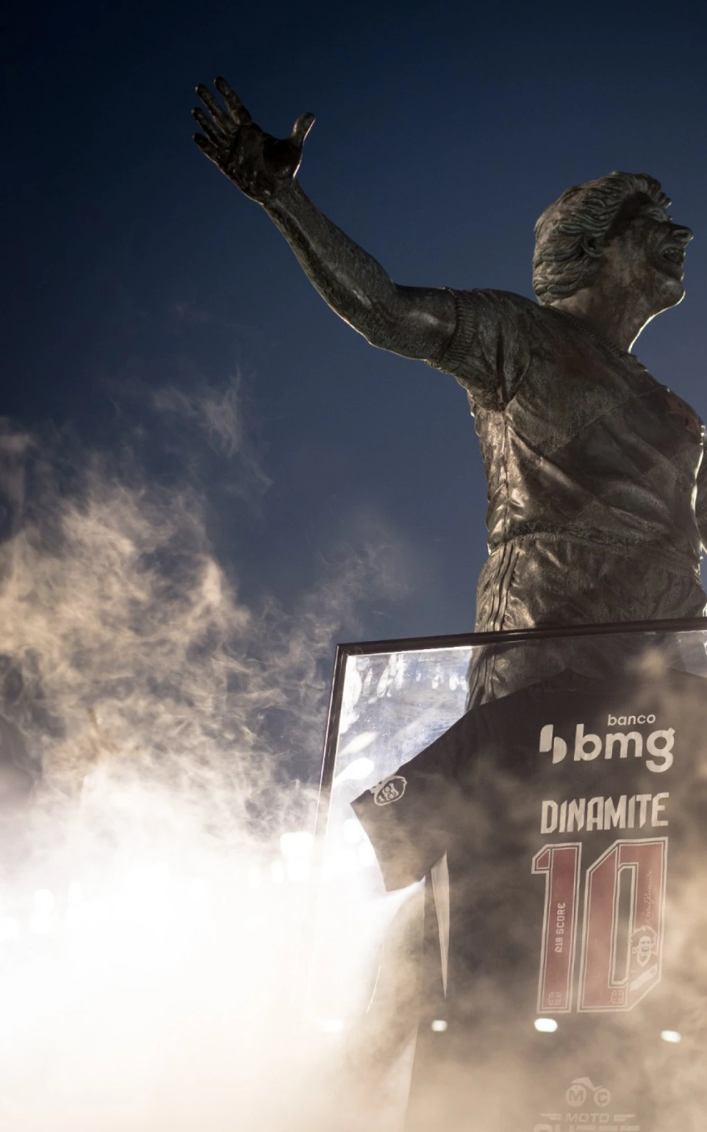 Vasco faz homenagens a Roberto Dinamite em São Januário | Vasco | O Dia