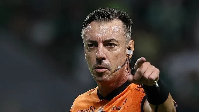 Veja lista de árbitros e assistentes da Copa do Mundo de 2026 | CNN Brasil