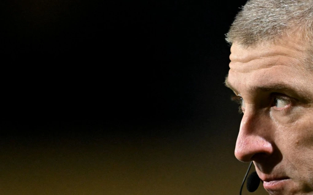 Vitória anuncia ação na CBF contra a arbitragem após derrota por 2 a 1 para o Mengão