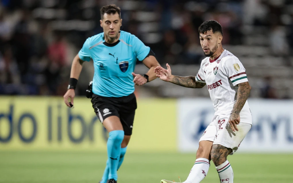 Acosta surpreende e atua por 90 minutos em partida do Fluminense pela Libertadores | Fluminense | O Dia