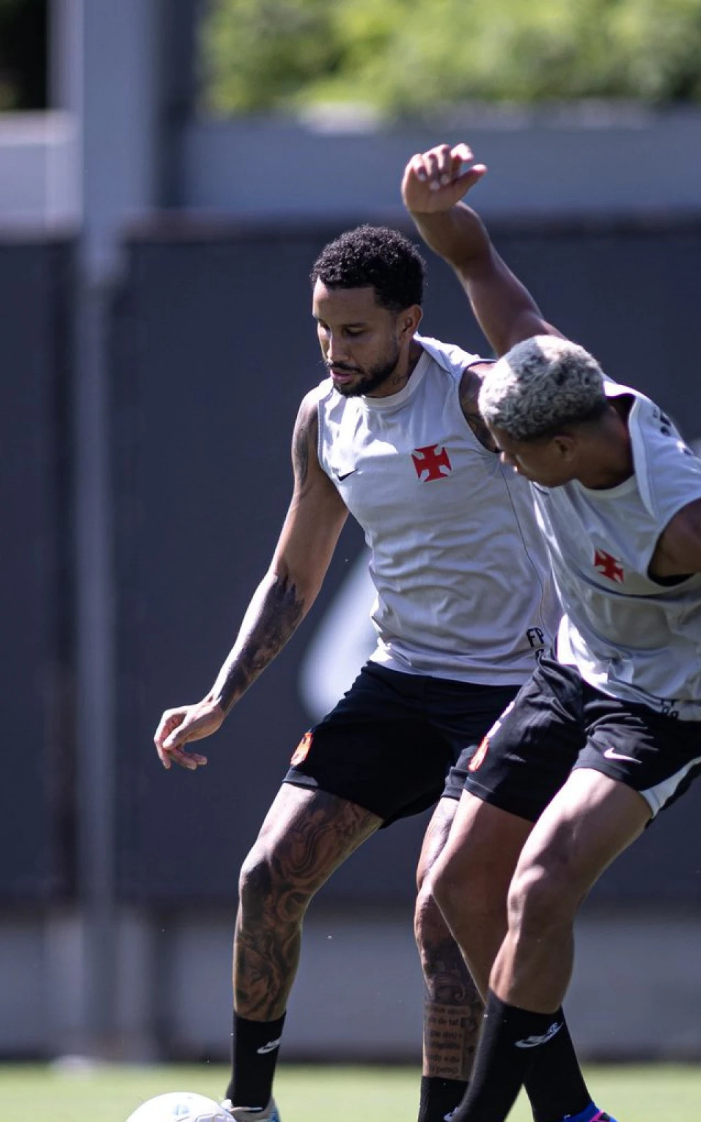 Após lesão grave, Jair é reintegrado e fica perto de retorno ao Vasco | Vasco | O Dia