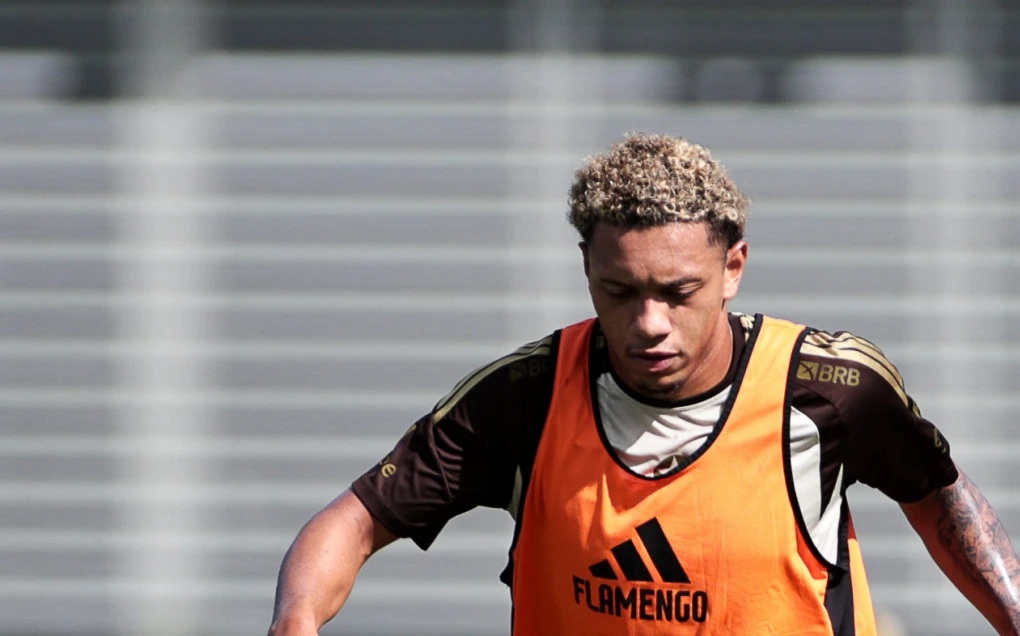 Atletas da base do Flamengo treinam com profissionais antes de jogo contra Coritiba | Flamengo | O Dia