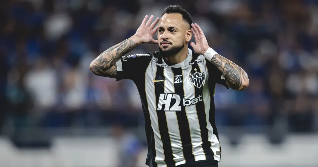 Atlético-MG é fatal e vence Cruzeiro em jogo com expulsões e pênaltis | CNN Brasil