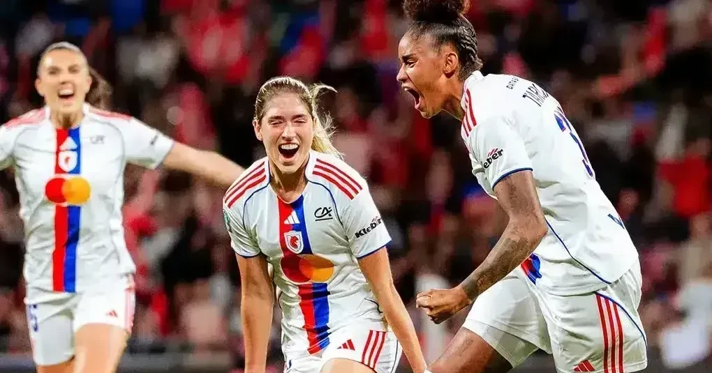 Barcelona e Lyon decidem título da Champions League Feminina pela 4ª vez | CNN Brasil