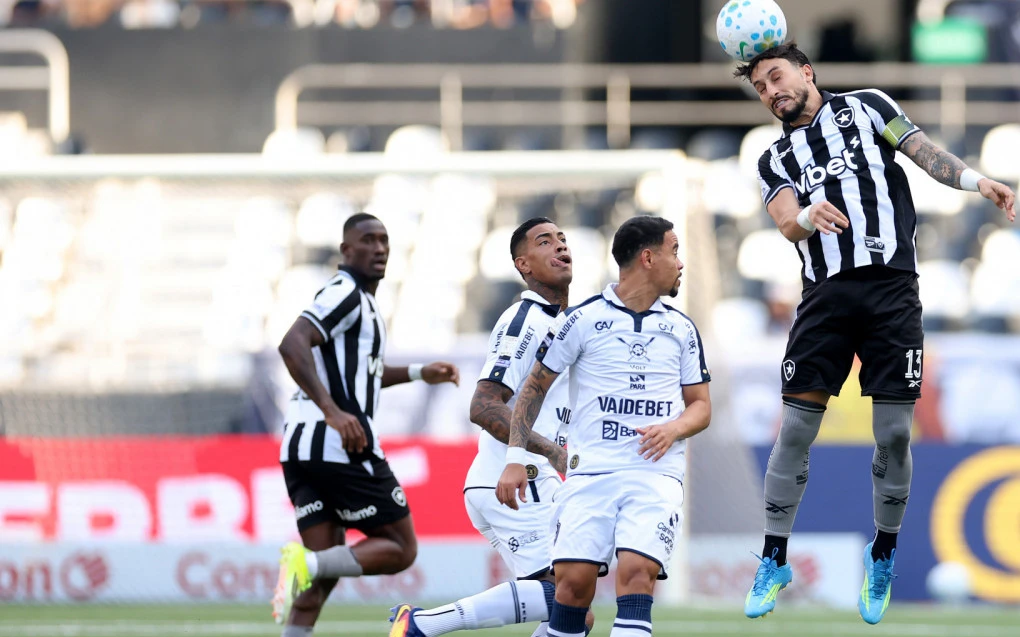 Botafogo sai na frente, mas perde de virada para o Remo no Nilton Santos | Botafogo | O Dia