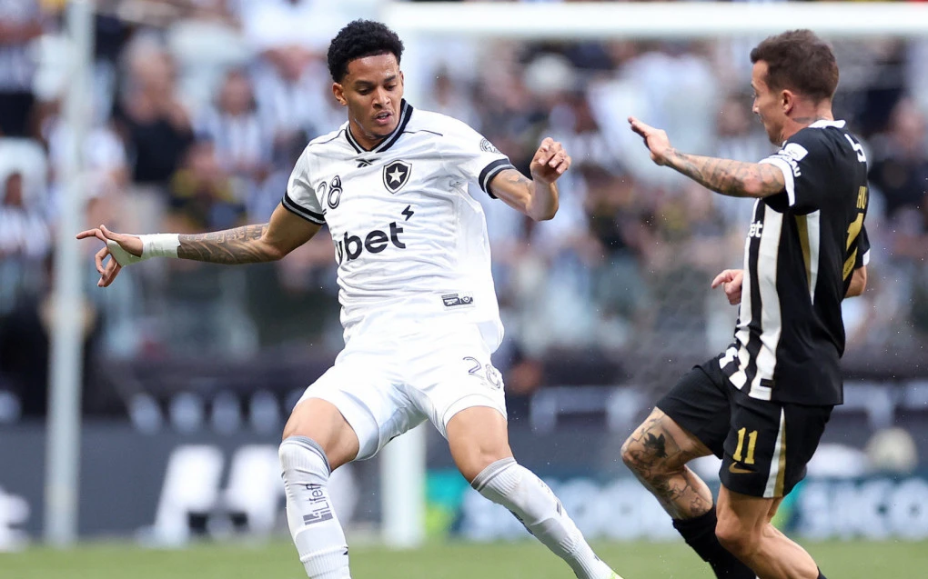 Botafogo se enrola com novo meio, acha gol no fim e empata com o Atlético-MG | Botafogo | O Dia