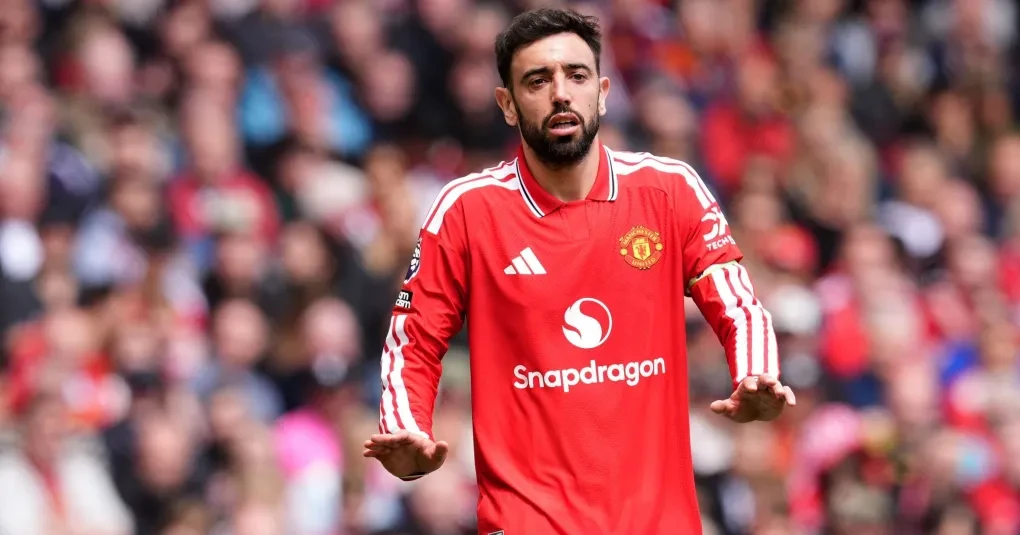 Bruno Fernandes é eleito o melhor jogador da Premier League na temporada | CNN Brasil