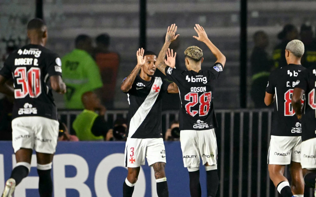 Confira os melhores momentos da vitória do Vasco sobre o Barracas Central | Vasco | O Dia
