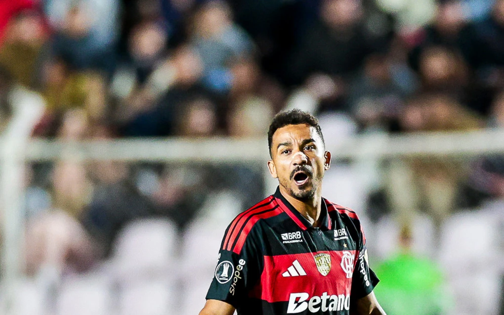 Danilo manda recado à torcida do Flamengo: ‘Vivemos altos e baixos’