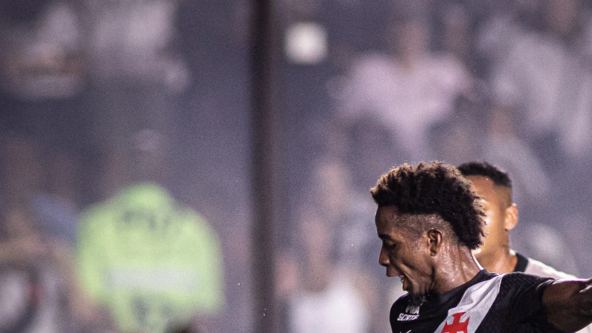 Entenda a novidade utilizada pelo Vasco em espaço nobre da camisa | Vasco | O Dia