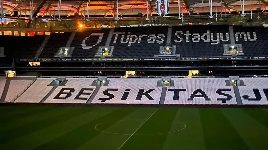 Freiburg x Aston Villa: horário e onde assistir à final da Europa League | CNN Brasil