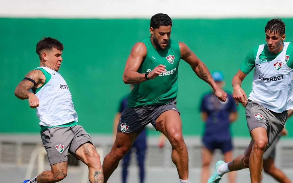 Hulk participa de treino com elenco principal do Fluminense e inicia adaptação | Fluminense | O Dia