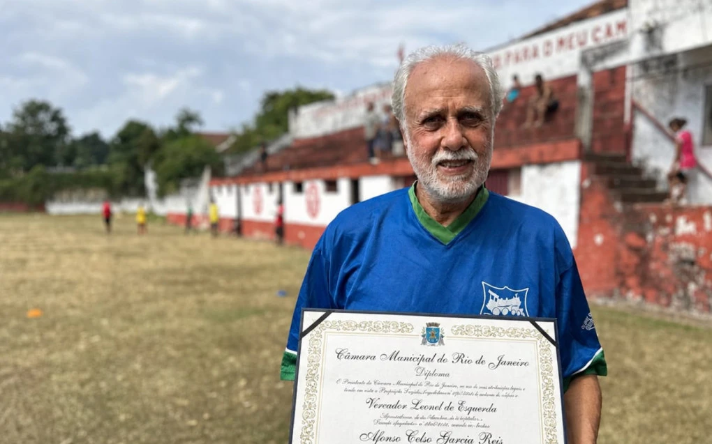 Ídolo do Botafogo, Afonsinho recebe o título de cidadão honorário do Rio | Botafogo | O Dia