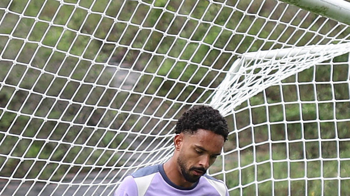 Lateral do Botafogo, Vitinho entra na mira do Zenit | Botafogo | O Dia