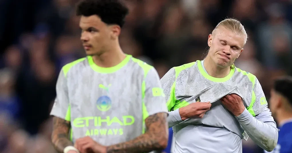 Manchester City tropeça contra Everton; Arsenal fica perto do título inglês | CNN Brasil