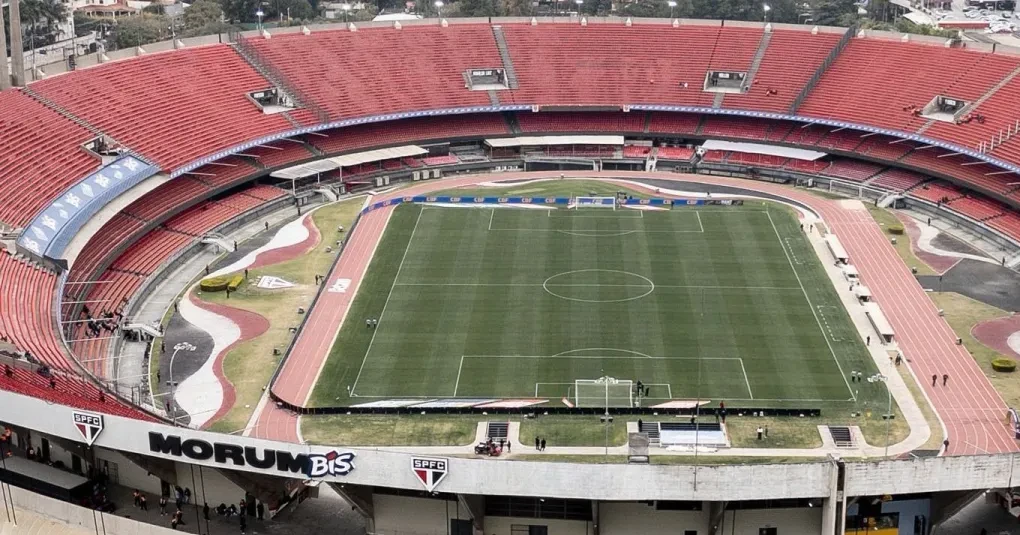 São Paulo x Botafogo: escalações e onde assistir ao jogo do Brasileirão | CNN Brasil