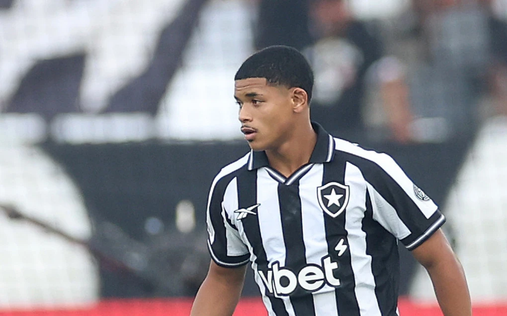 substituto-de-danilo-huguinho-recebe-elogios-por-atuação-contra-corinthians-1