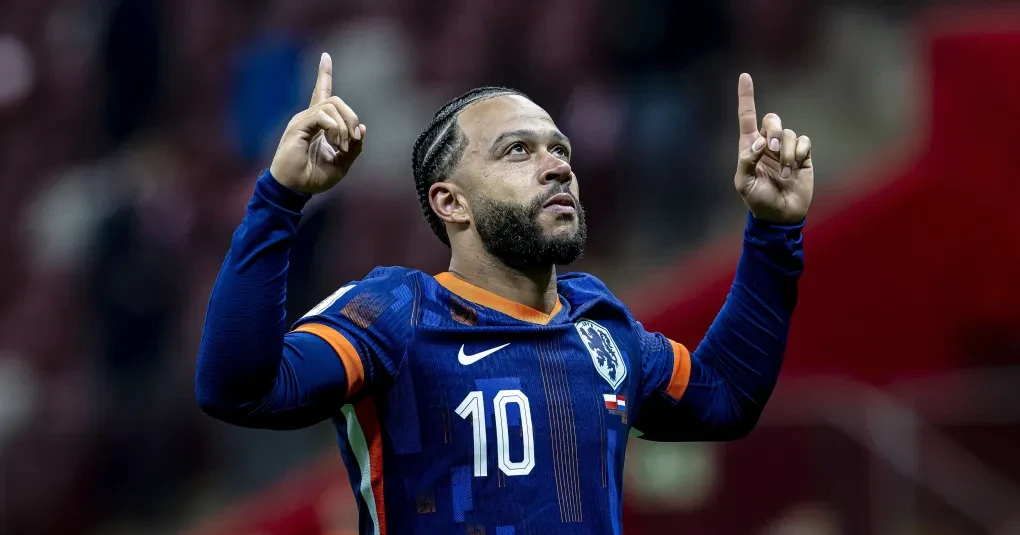 Técnico da Holanda elogia Memphis, mas alerta sobre físico antes da Copa | CNN Brasil