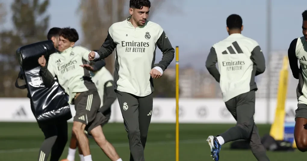 Treino do Real Madrid tem discussão feia entre Valverde e Tchouaméni | CNN Brasil