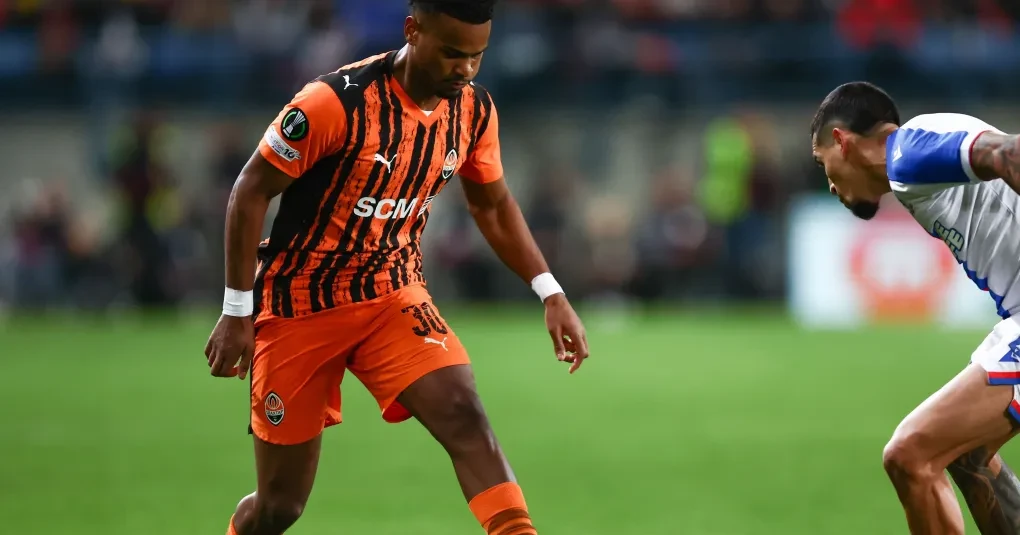 Uefa pune Shakhtar Donetsk e AEK Larnaca por cânticos discriminatórios | CNN Brasil