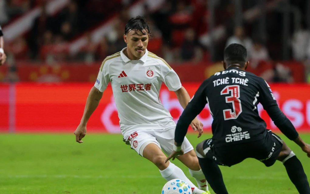 Vasco joga mal e é goleado pelo Internacional no Brasileiro | Vasco | O Dia