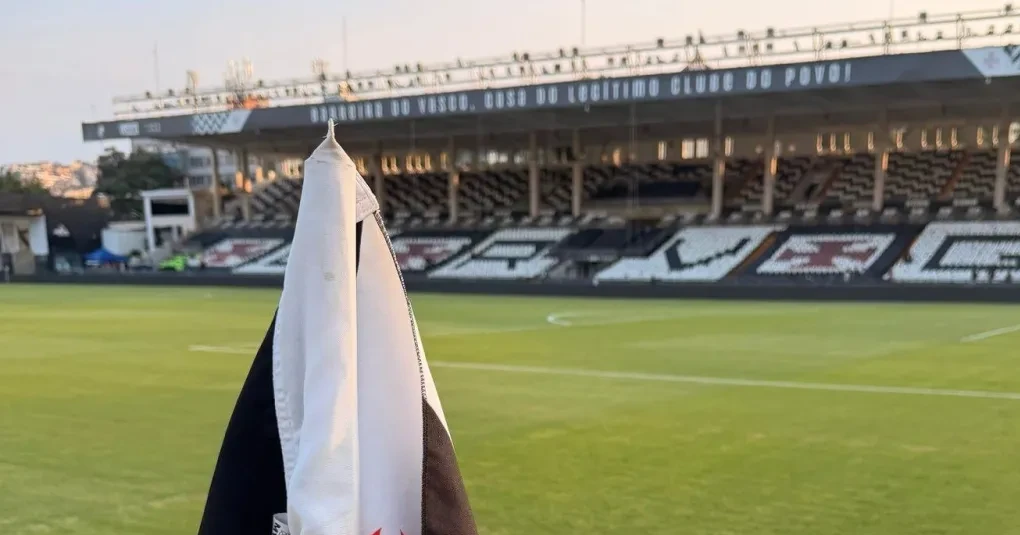 Vasco x Red Bull Bragantino: escalações e onde assistir ao Brasileirão | CNN Brasil