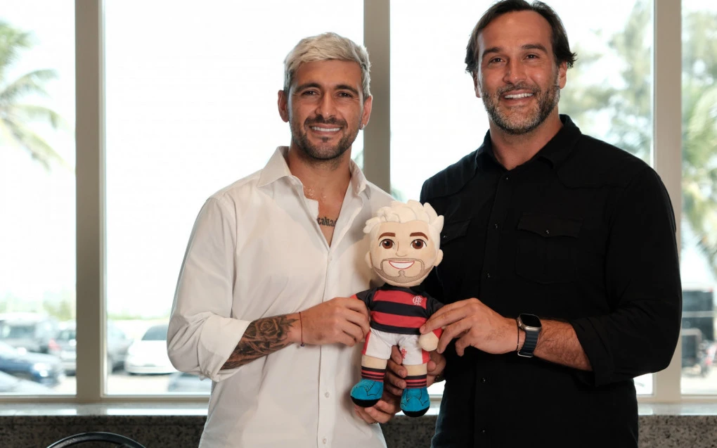 Arrascaeta vira personagem infantil, com boneco 'Arrasquinha' e animação | Flamengo | O Dia