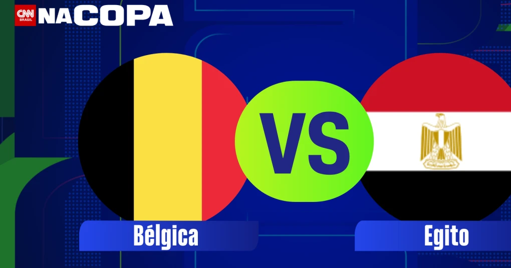 Jogadores das seleções da Bélgica e do Egito aquecendo no Estádio de Seattle antes da partida