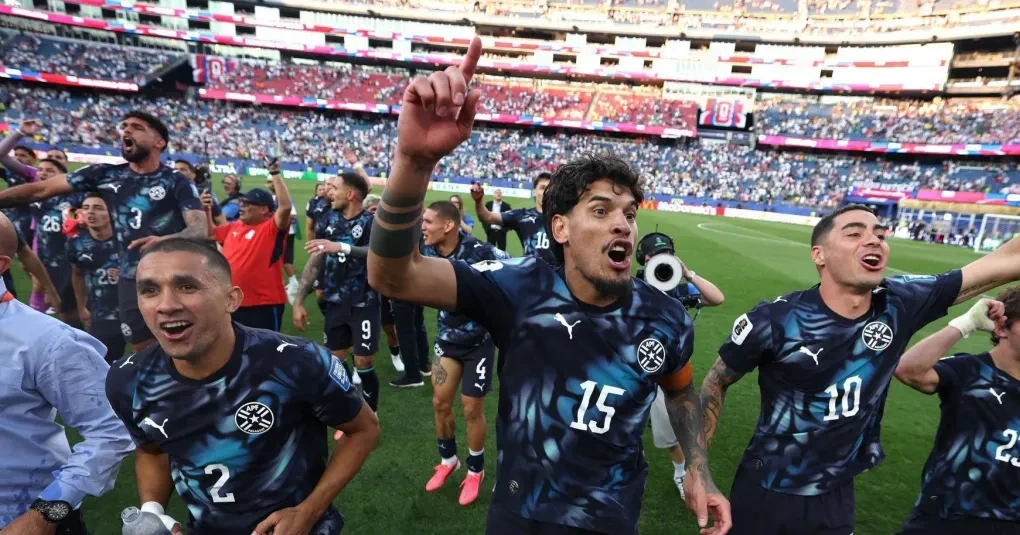 Torcedores brasileiros comentam postagem da seleção alemã no Instagram após eliminação
