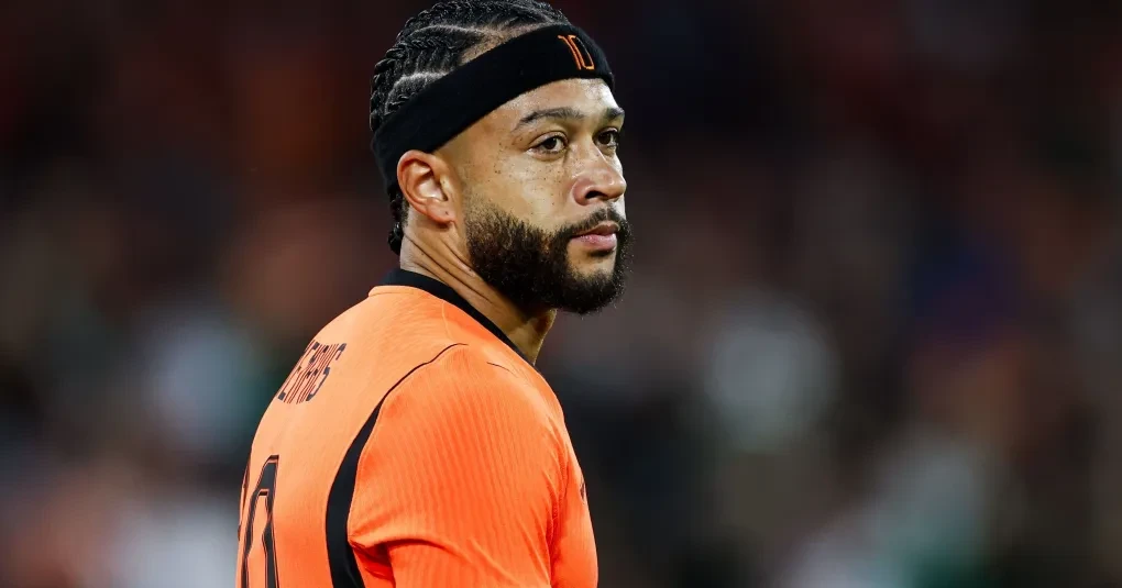 Com Memphis em campo, Holanda perde para Argélia em amistoso pré-Copa | CNN Brasil