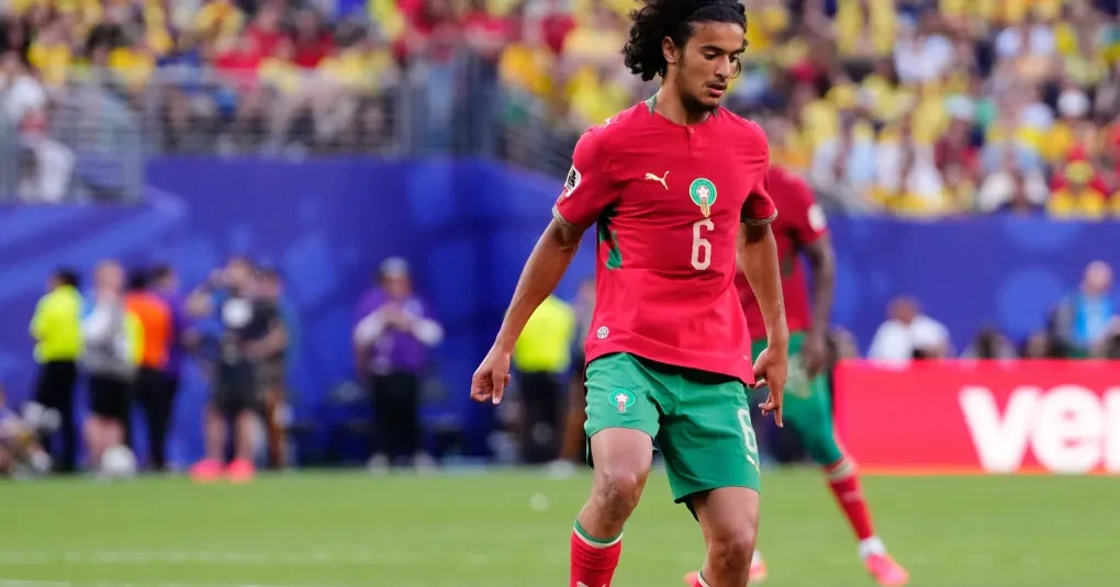 Ayyoub Bouaddi em ação com a seleção do Marrocos na Copa do Mundo 2026