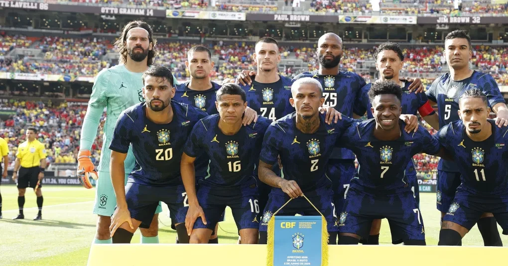 Jogadores da Seleção Brasileira em treino antes da estreia na Copa do Mundo 2026