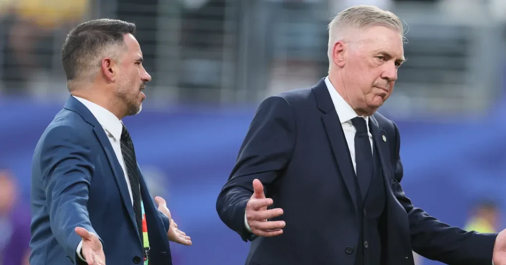 Carlo Ancelotti falando em coletiva após empate do Brasil com Marrocos no Estádio de Nova York e Nova Jersey
