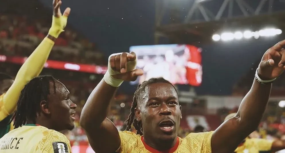 Brandon Thomas‑Asante, centroavante de Gana, resgata passado na dança antes de enfrentar Inglaterra
