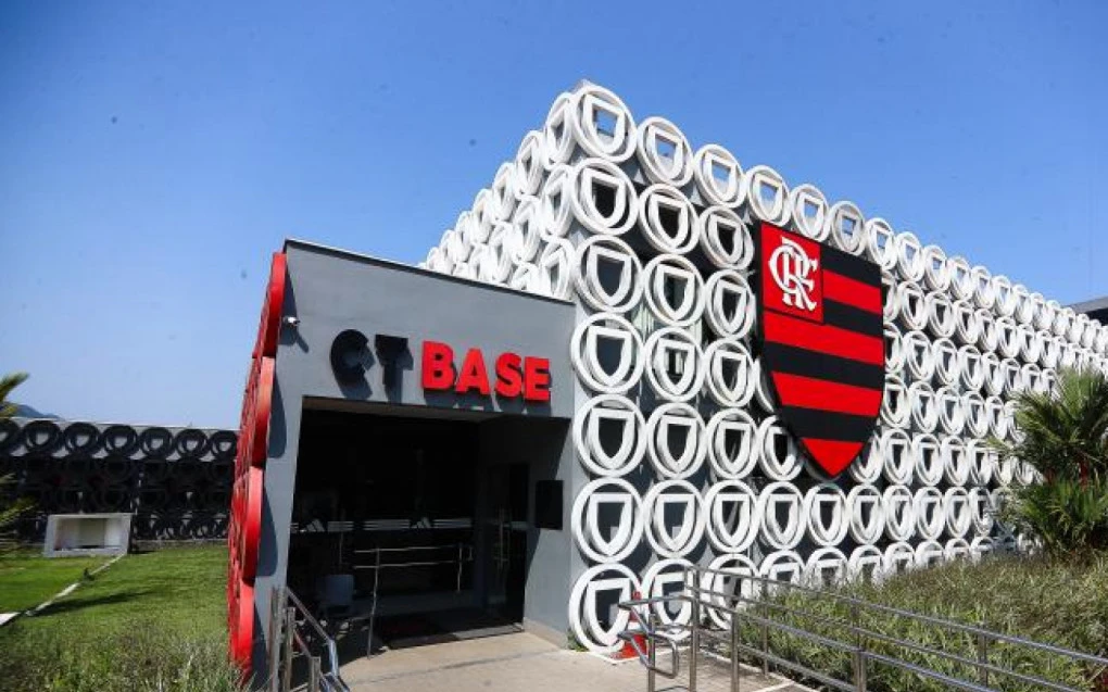 Flamengo lança plataforma educacional e abre curso presencial no Ninho do Urubu | Flamengo | O Dia