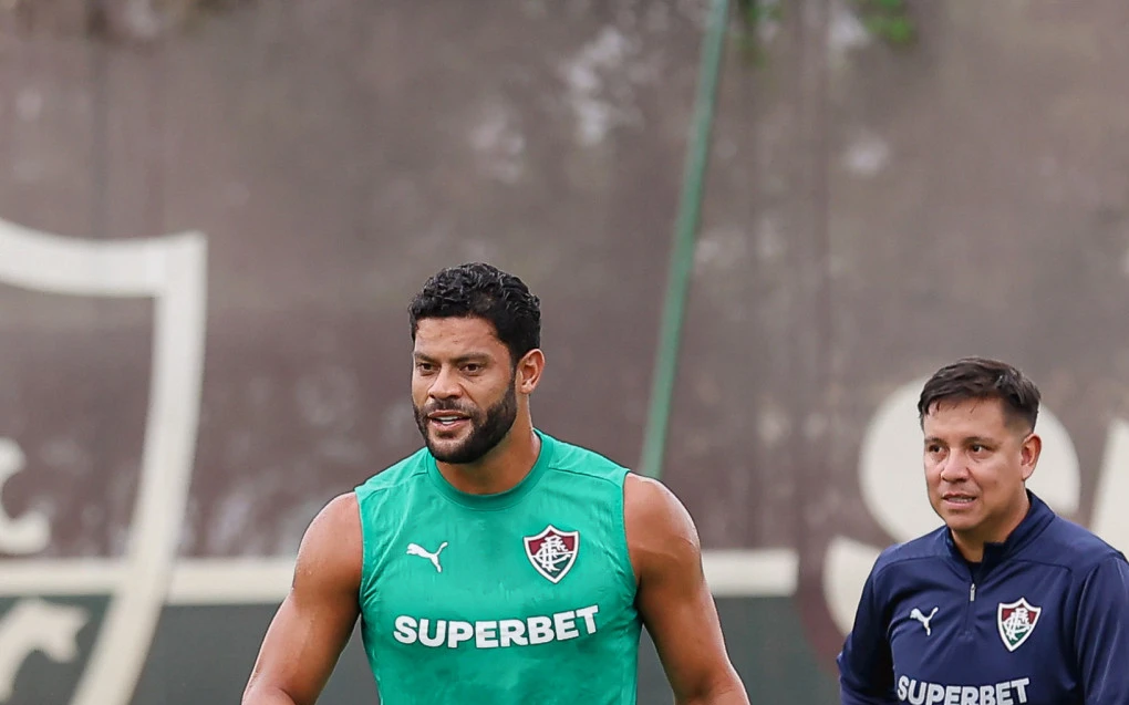 Fluminense recebe liberação da CBF e pode ter Hulk contra o Bragantino