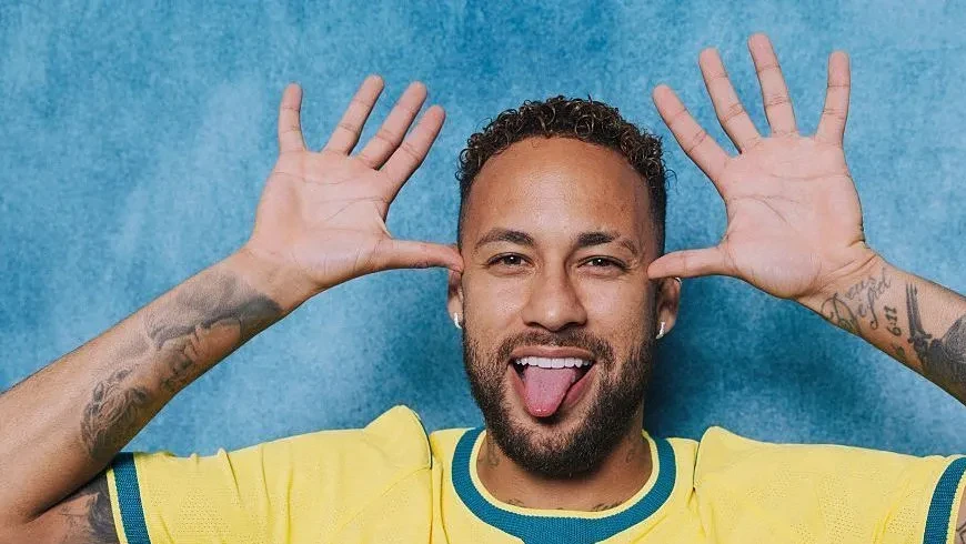 Neymar em montagem com a camisa da Seleção Brasileira, lembrando participações em Copas