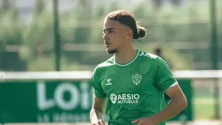 Kenzo Kies, atacante do Guingamp, em foto de arquivo