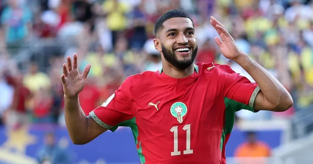 Ismael Saibari comemorando gol com a camisa da seleção de Marrocos