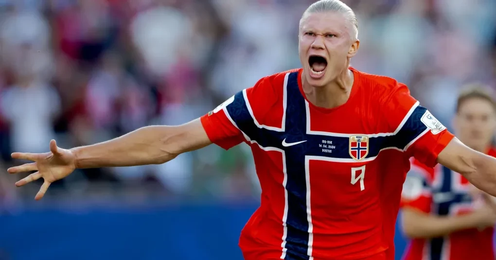 Erling Haaland comemorando gol com a camisa da Noruega em Boston durante a Copa do Mundo 2026