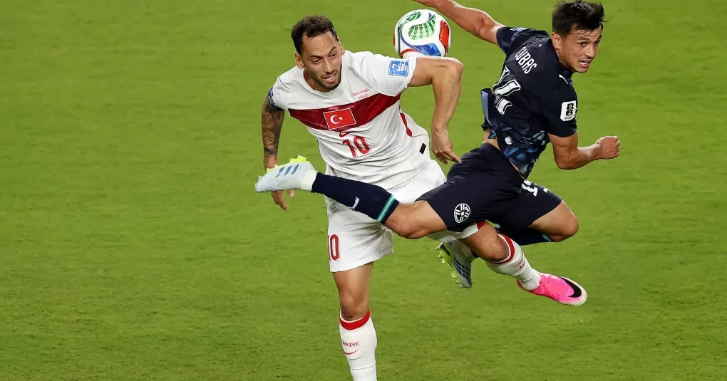 Jogadores do Paraguai comemorando o gol contra a Turquia no Levi's Stadium