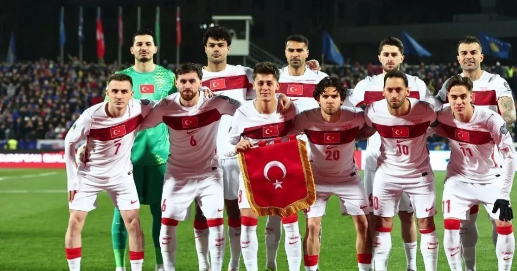 Turquia anuncia convocação para a Copa do Mundo após 24 anos de ausência | CNN Brasil