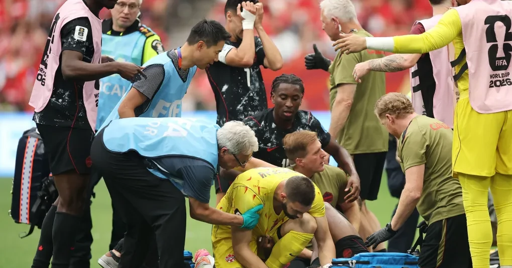 Koné sofre lesão grave em Canadá x Catar pela Copa do Mundo 2026