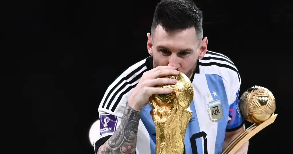 Lionel Messi pode conquistar segundo título mundial neste domingo (19)