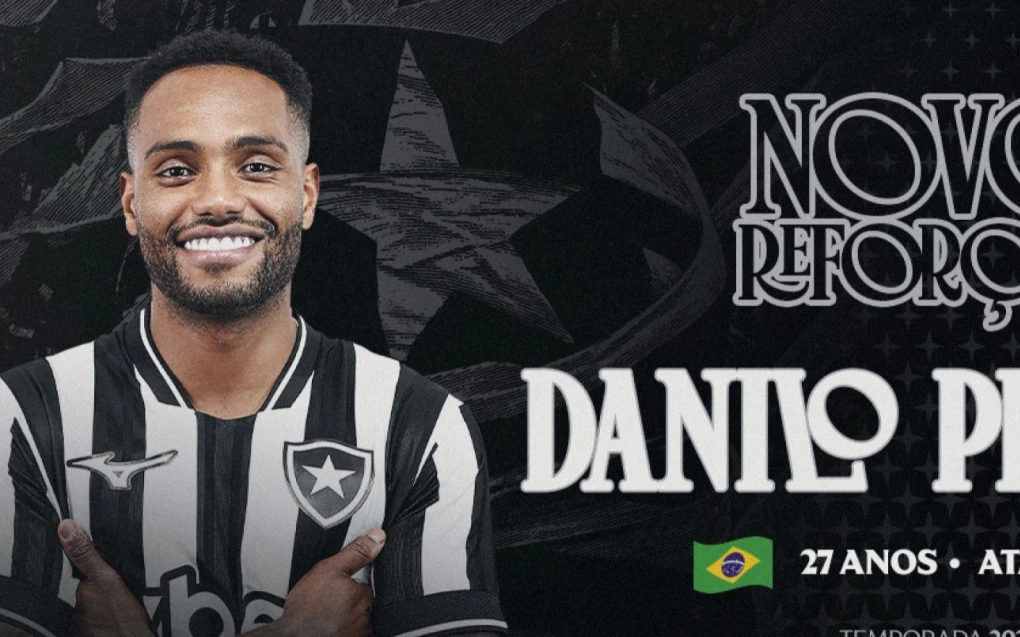 Danilo Pereira em imagem oficial do Botafogo sendo anunciado pelo clube