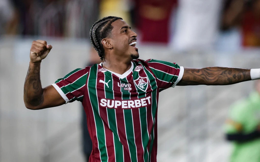 Clube italiano faz sondagem por John Kennedy, atacante do Fluminense