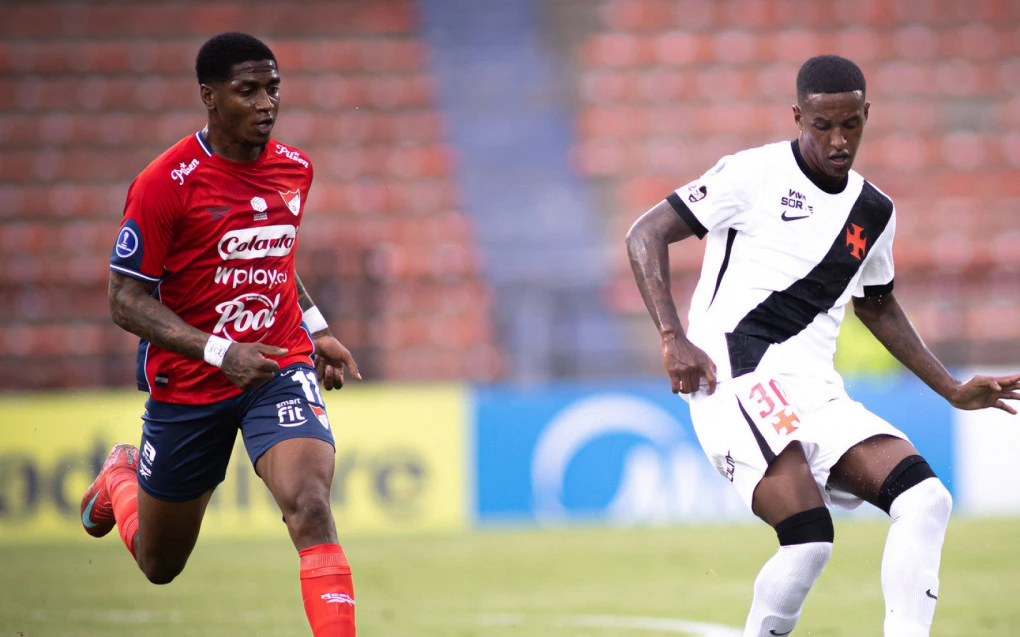 Comentarista projeta Vasco x Independiente Medellín como ‘jogo de erro zero’