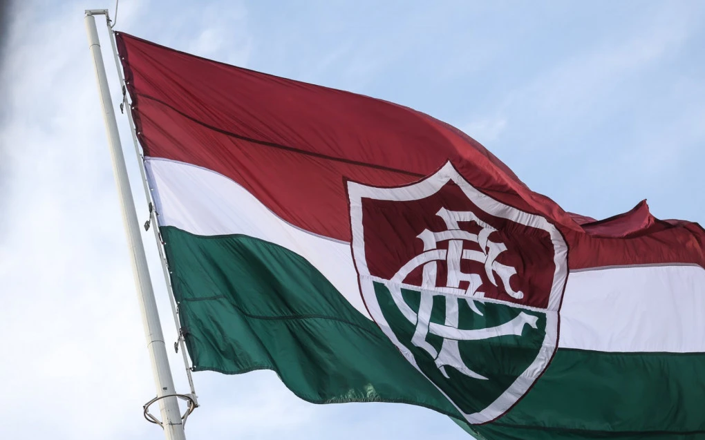 Conselho do Fluminense aprova novo terceiro uniforme do clube