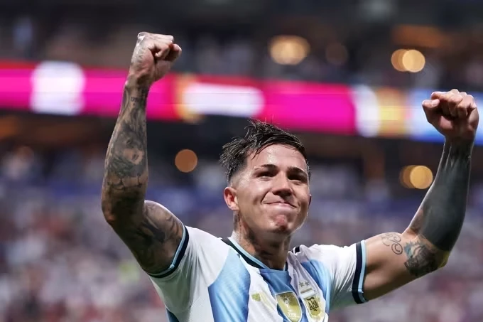 Torcida vibrando no estádio durante jogo da Copa do Mundo 2026
